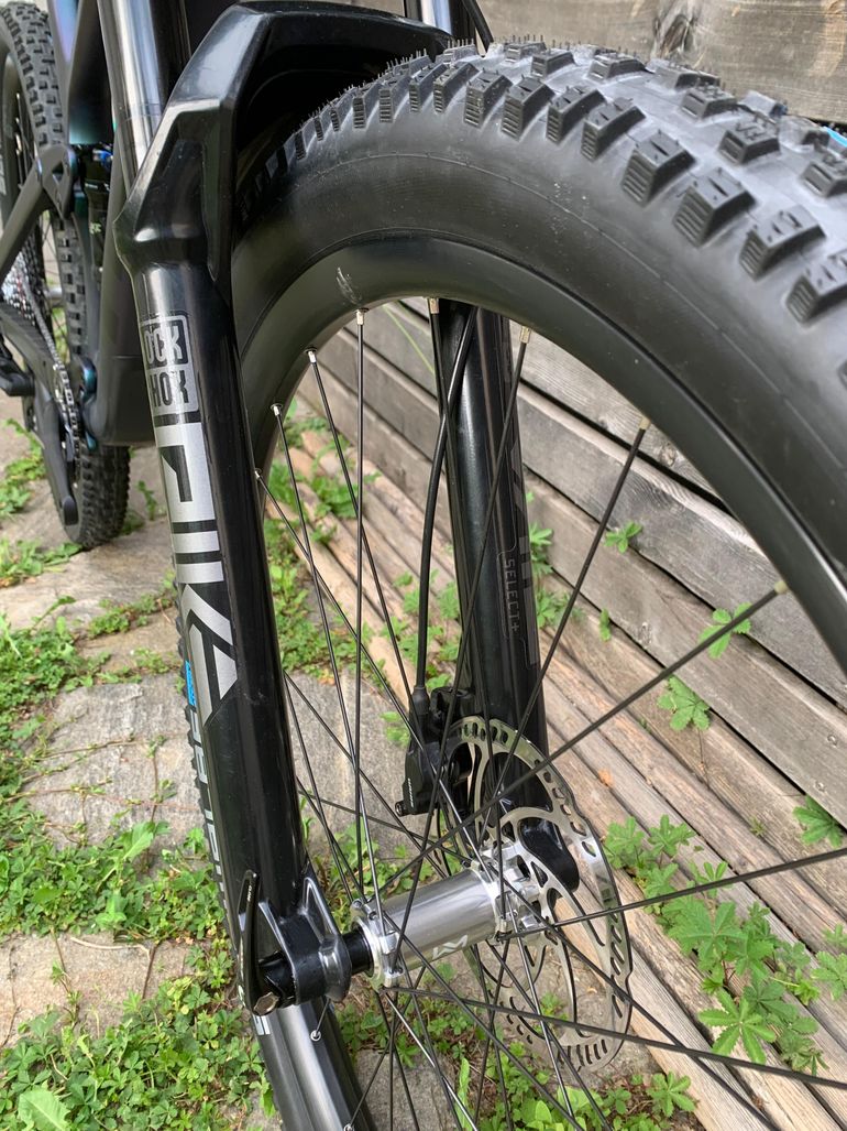 Used Trek Top Fuel 9.8 GX AXS T-Type 2024 2024 Mountainbike — image 7 of 11