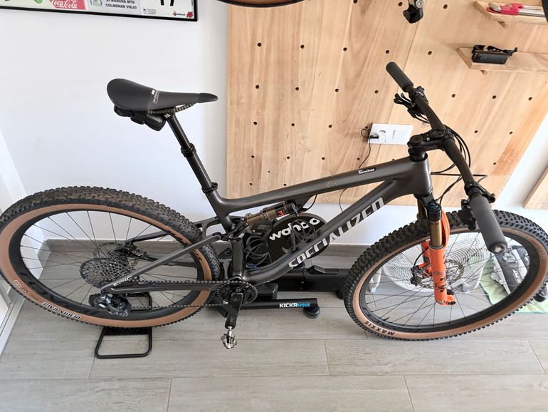 Used Specialized Epic SRAM X01 Eagle AXS 2023 Mountainbike, Hellgrau — image 9 of 9