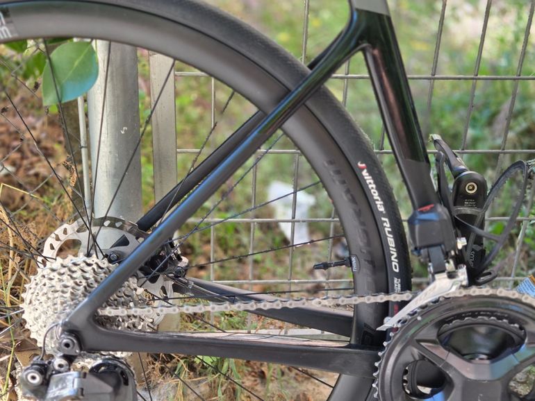 Used Cannondale SuperSix EVO Shimano 105 Di2 2024 Road & Gravel, Negro — image 3 of 5