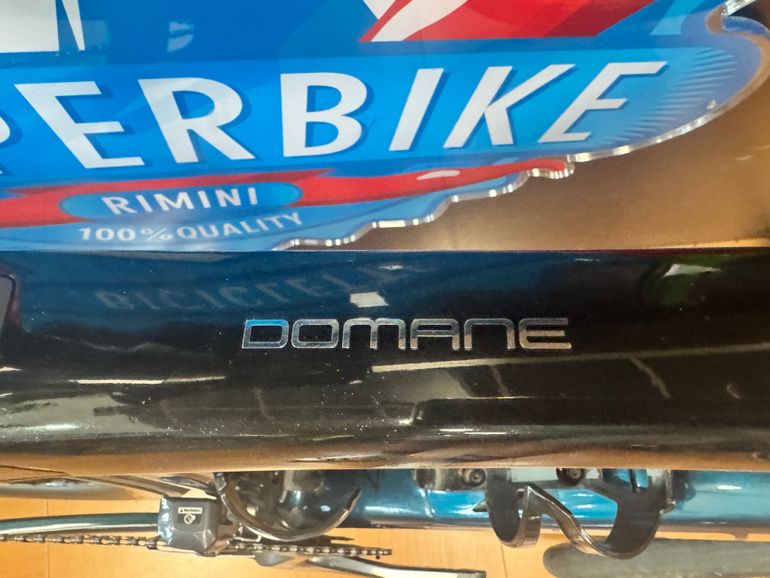 Used Trek Domane SL 7 2021 2021 Road & Gravel — image 3 of 29