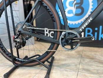 Used Trek Trek Checkmate SLR7 AXS 2025 Road & Gravel — image 2 of 15