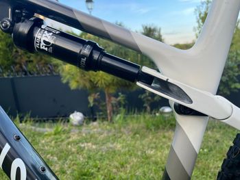 Used Canyon Lux World Cup CF 7 2022 2022 Mountainbike, Black, 29 — image 7 of 9