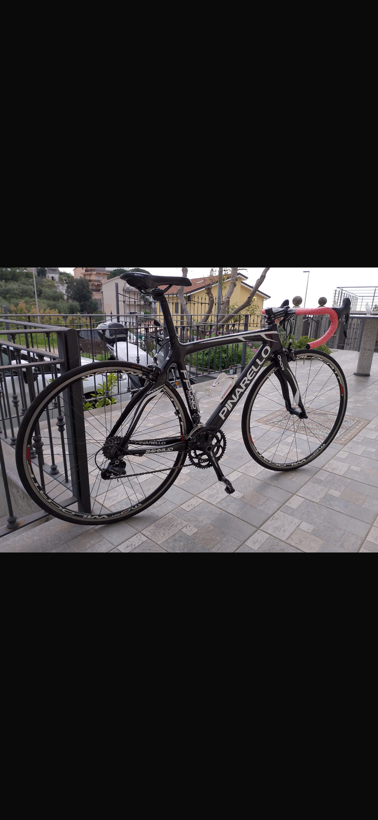 Used Pinarello Pinarello Custom Other 2011 Road & Gravel, Schwarz — image 1 of 10