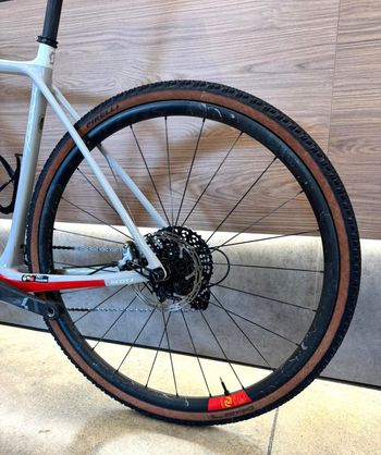 Used Scott Addict Gravel 10 Disc 2017 2017 Road & Gravel, White — image 13 of 13