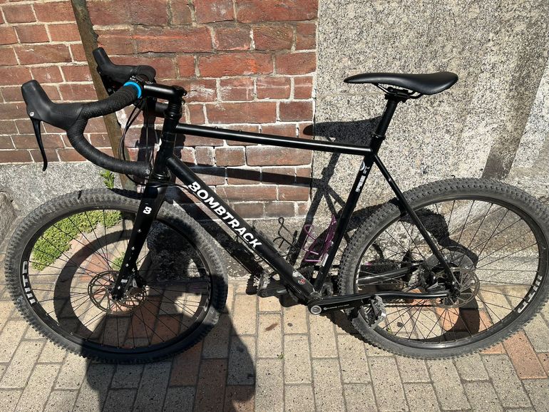 Used Bombtrack HOOK 2025 2025 Road & Gravel, Black — image 1 of 3