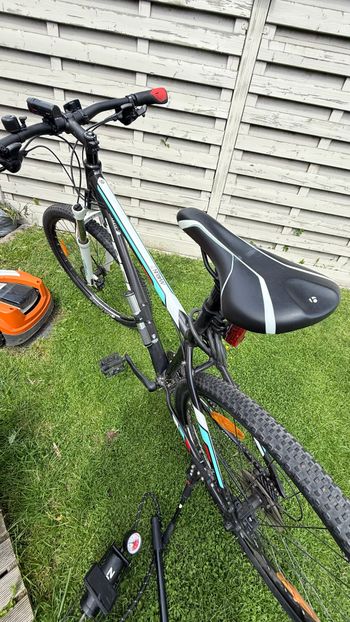 Used Trek Marlin 7 2020 2020 Mountainbike — image 3 of 9