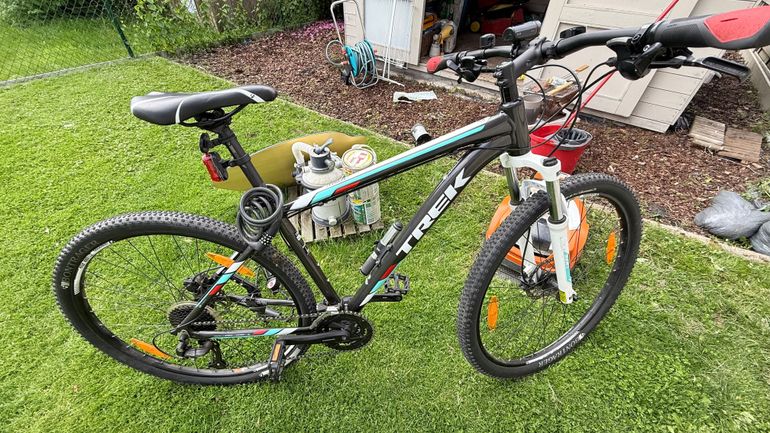 Used Trek Marlin 7 2020 2020 Mountainbike — image 6 of 9