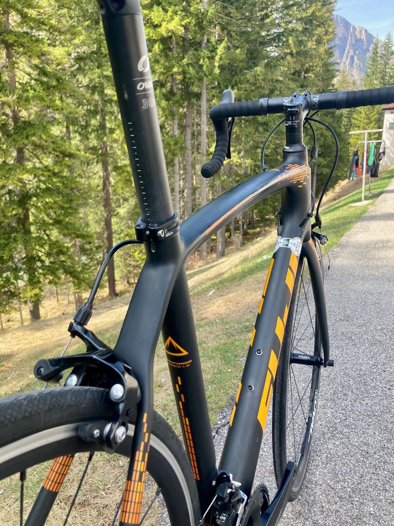 Used Fuji Gran Fondo Shimano 105 2020 Road & Gravel, Black — image 7 of 9
