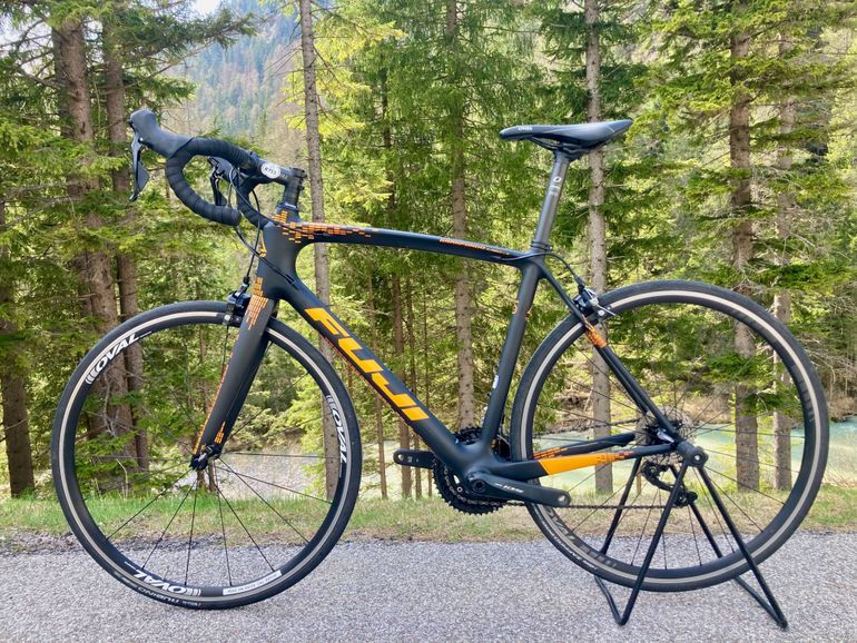 Used Fuji Gran Fondo Shimano 105 2020 Road & Gravel, Black — image 2 of 9