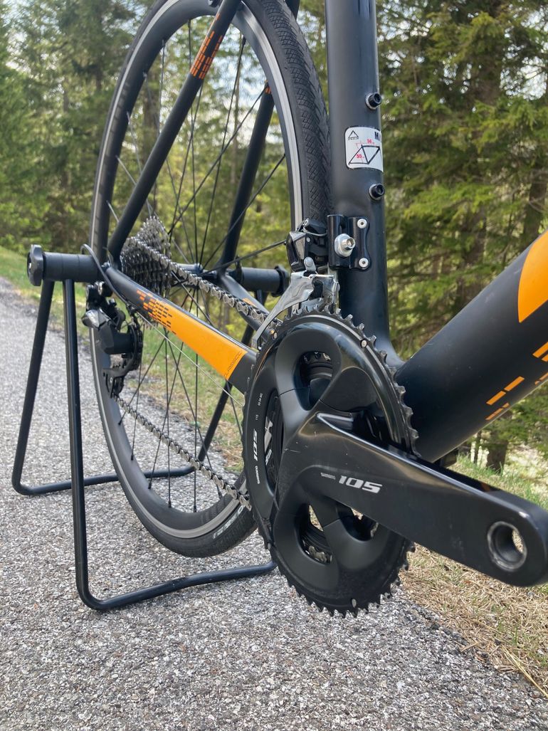 Used Fuji Gran Fondo Shimano 105 2020 Road & Gravel, Black — image 8 of 9