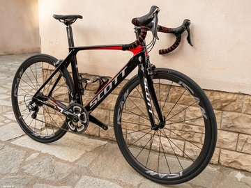 Used Scott Foil 20 2017 2017 Road & Gravel, Red — image 1 of 12
