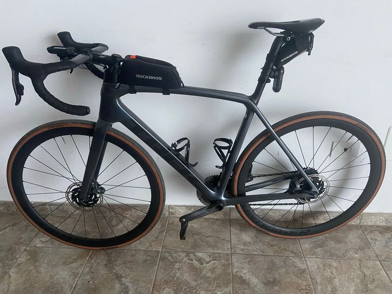 Used Trek Émonda SL 7 eTap 2023 2023 Road & Gravel, Hellgrau — image 1 of 7