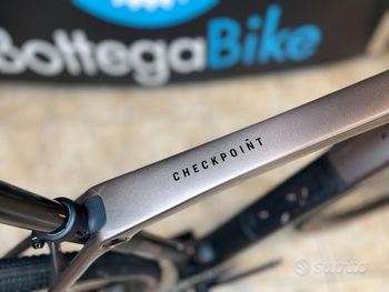 Used Trek Trek Checkpoint SL 7 AXS Gen 3 2025 Road & Gravel — image 7 of 16