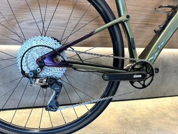 Used Cannondale Topstone Carbon Lefty 3 2020 2020 Road & Gravel, Verde — image 2 of 8