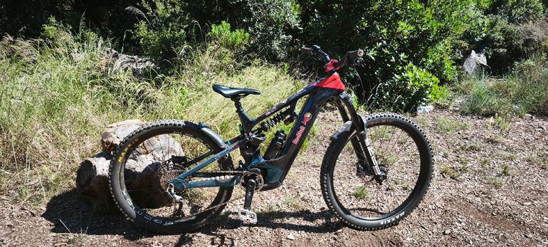 Used Cannondale Moterra Neo Carbon LT 2 2023 2023 Mountainbike, Azul — image 1 of 13