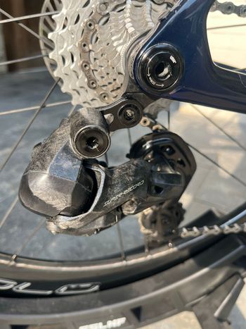 Used Trek Madone Campagnolo Super Record EPS 2026 Road & Gravel, Red — image 5 of 9