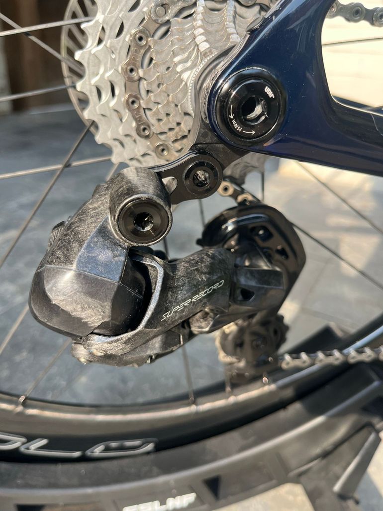Used Trek Madone Campagnolo Super Record EPS 2026 Road & Gravel, Red — image 5 of 9