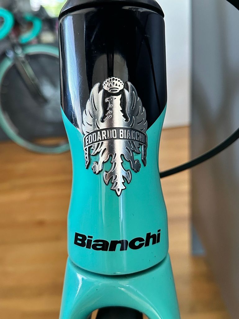 Used Bianchi Oltre XR4 Disc Ultegra Di2 2020 2020 Road & Gravel, Blue — image 12 of 14