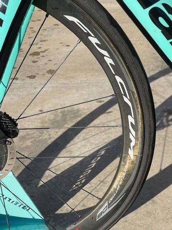 Used Bianchi E-Oltre Shimano Dura Ace Di2 2018 Road & Gravel — image 6 of 6