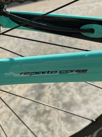 Used Bianchi E-Oltre Shimano Dura Ace Di2 2018 Road & Gravel — image 3 of 6