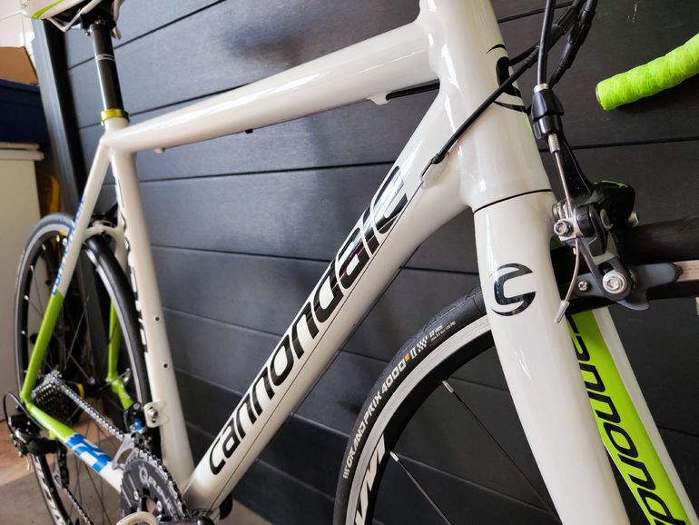 Used Cannondale Caad Shimano 105 2012 Road & Gravel, Weiß — image 4 of 10