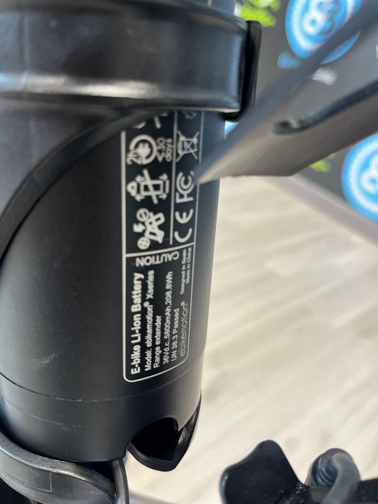 Used Wilier Wilier Cento1 Hybrid 2024 Road & Gravel, Black — image 11 of 15