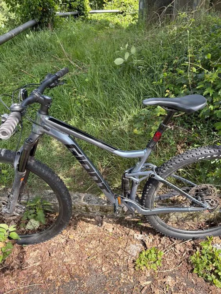 Used Giant Stance 2024 2024 Mountainbike — image 1 of 3