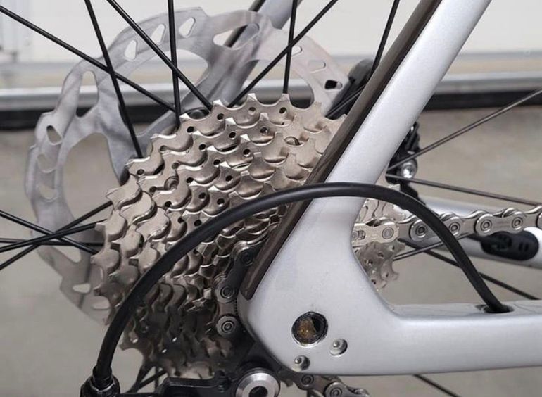 Used Trek Émonda SL 5 2023 2023 Road & Gravel, Grigio chiaro — image 6 of 9