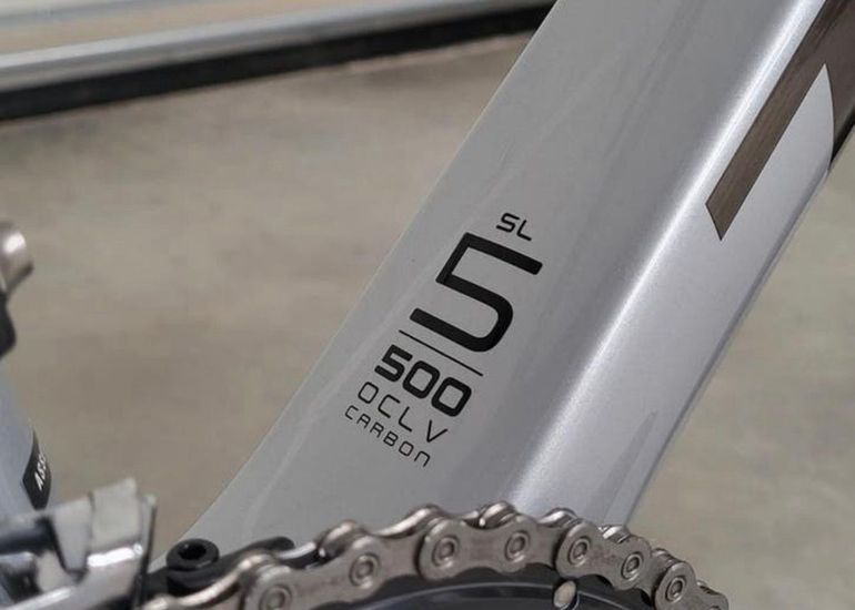 Used Trek Émonda SL 5 2023 2023 Road & Gravel, Grigio chiaro — image 3 of 9