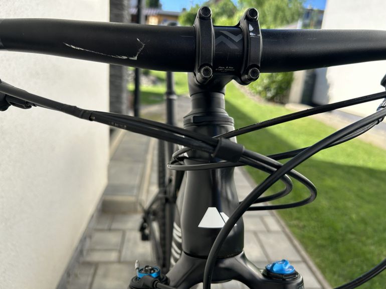 Used Canyon Lux CF 7 2022 2022 Mountainbike, Black, 29 — image 15 of 18