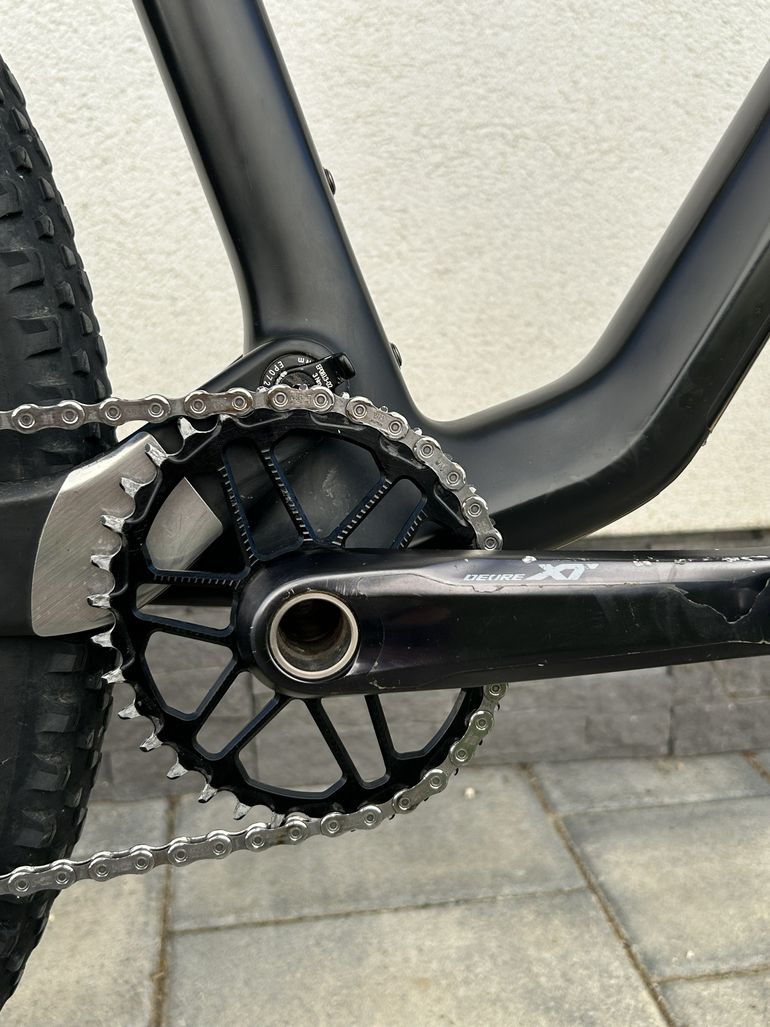 Used Canyon Lux CF 7 2022 2022 Mountainbike, Black, 29 — image 7 of 18