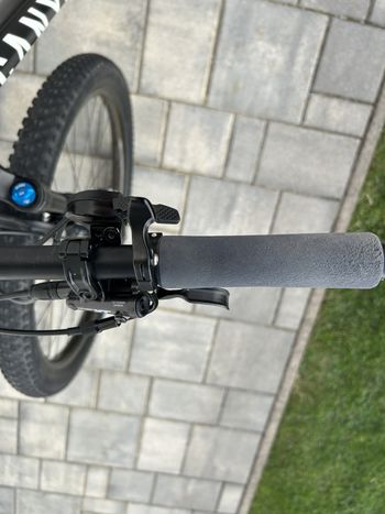 Used Canyon Lux CF 7 2022 2022 Mountainbike, Black, 29 — image 16 of 18