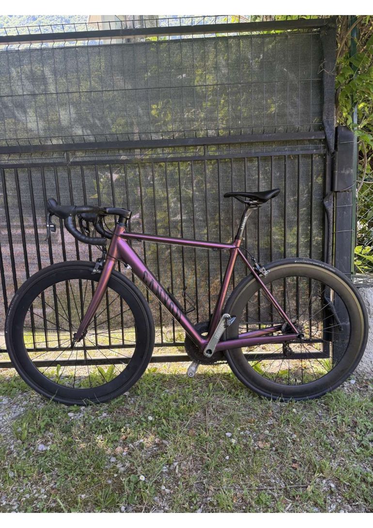 Used Canyon Ultimate CF SL 7.0 2019 2019 Road & Gravel, Viola — image 1 of 9