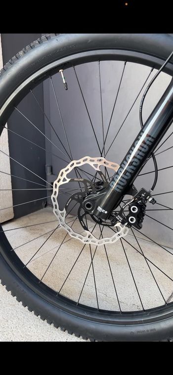 Used Trek Fuel EX 7 Gen 6 2024 2024 Mountainbike — image 8 of 9