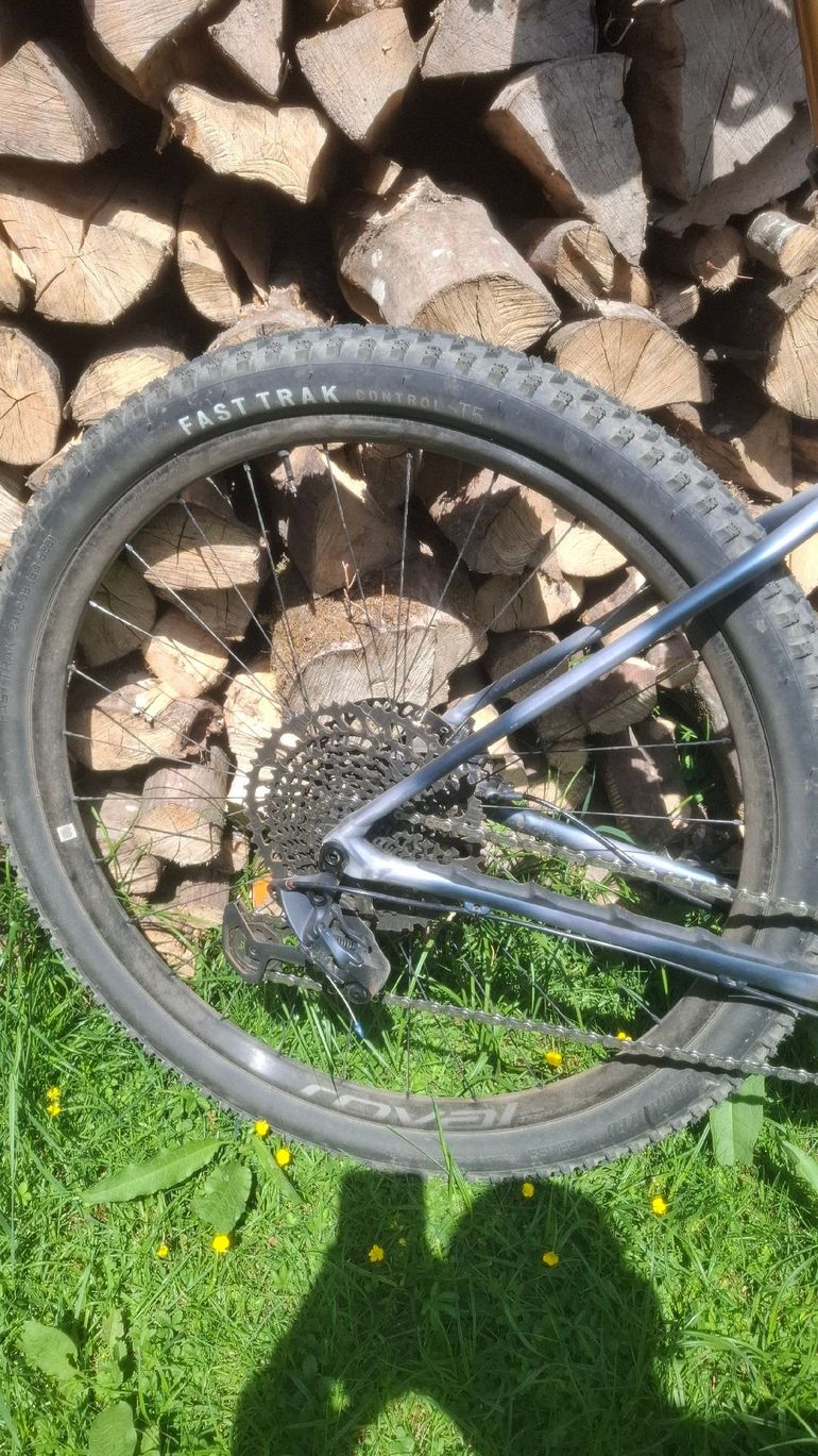 Used Specialized Specialized Chisel 2023 Mountainbike, Hellgrau — image 3 of 4