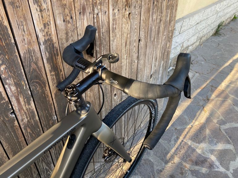 Used Cannondale SuperSix EVO SE 2026 2026 Road & Gravel, Gris claro — image 6 of 9