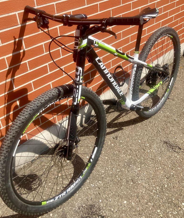 Used Cannondale Cannondale F-si Lefty Carbon 2015 Mountainbike, White — image 4 of 9