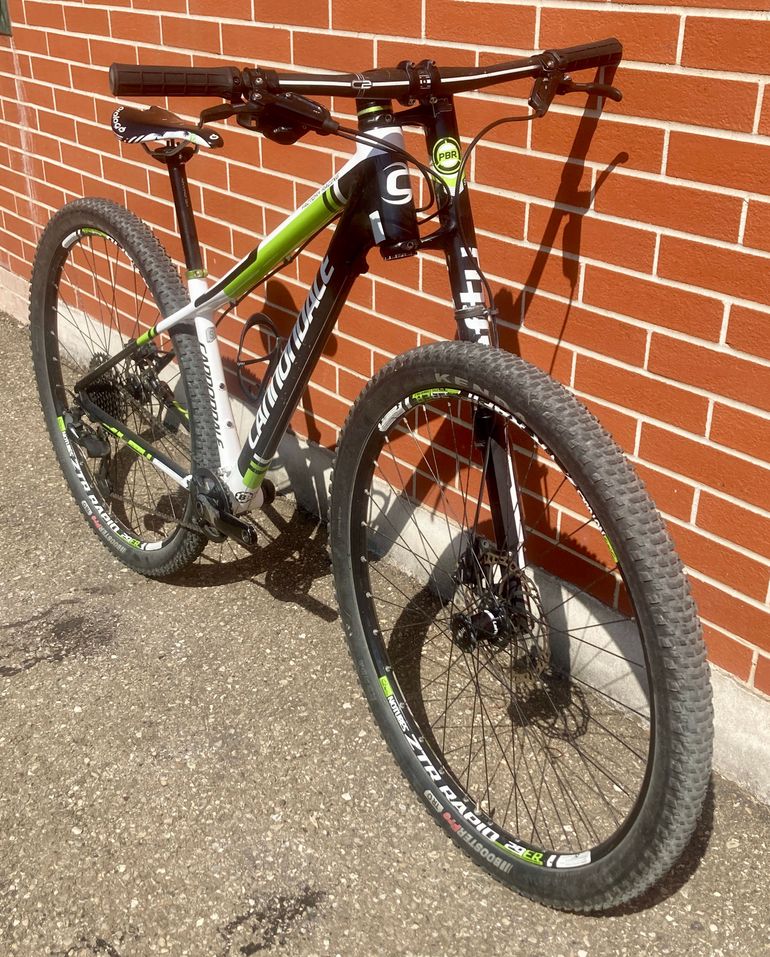 Used Cannondale Cannondale F-si Lefty Carbon 2015 Mountainbike, White — image 8 of 9