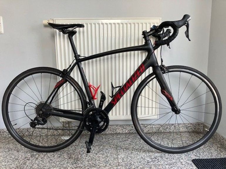 Used Specialized Roubaix SL4 Sport 2017 2017 Road & Gravel, Black — image 1 of 7