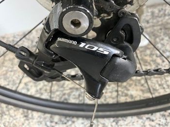 Used Specialized Roubaix SL4 Sport 2017 2017 Road & Gravel, Black — image 4 of 7