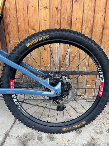 Used Pivot SHADOWCAT Pro XT/XTR 2024 2024 Mountainbike — image 8 of 10