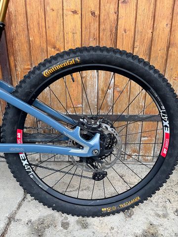 Used Pivot SHADOWCAT Pro XT/XTR 2024 2024 Mountainbike, Blue — image 8 of 10