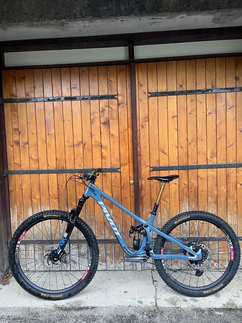 Used Pivot SHADOWCAT Pro XT/XTR 2024 2024 Mountainbike, Blue — image 3 of 10