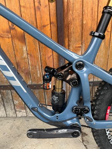 Used Pivot SHADOWCAT Pro XT/XTR 2024 2024 Mountainbike, Blue — image 6 of 10