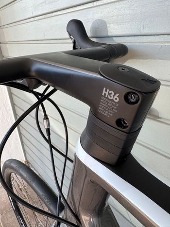 Used Canyon Ultimate CF SL Disc 8.0 2020 2020 Road & Gravel, Grigio chiaro — image 11 of 15