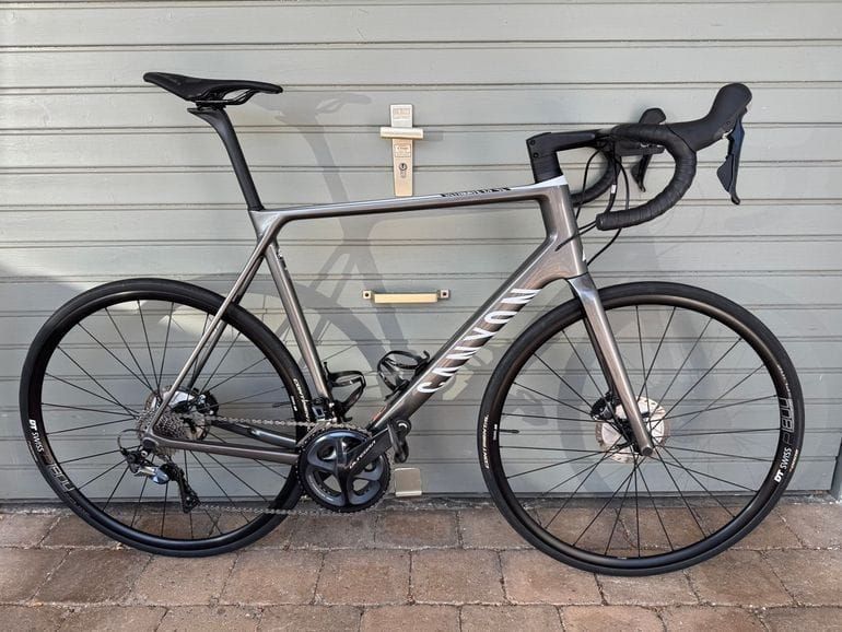 Used Canyon Ultimate CF SL Disc 8.0 2020 2020 Road & Gravel, Grigio chiaro — image 3 of 15