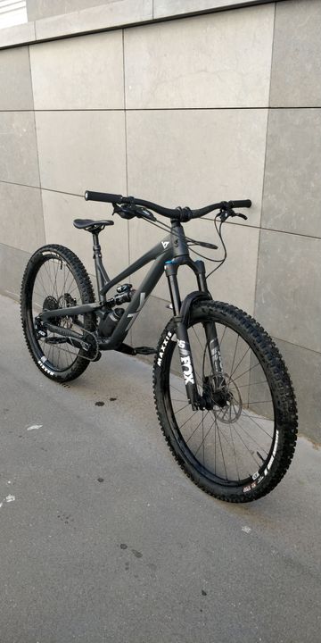 Gebrauchtes YT Industries Jeffsy CORE 2 29 2023 2023 Mountainbike, Schwarz, 29 — Bild 1 von 5