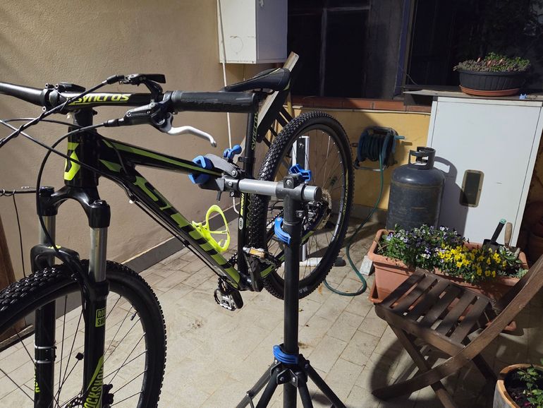 Used Scott Scale 980 2018 2018 Mountainbike, Verde — image 6 of 12