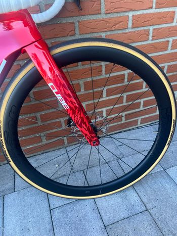 Used CUBE Litening Shimano Ultegra Di2 2025 Road & Gravel, Rojo — image 3 of 4