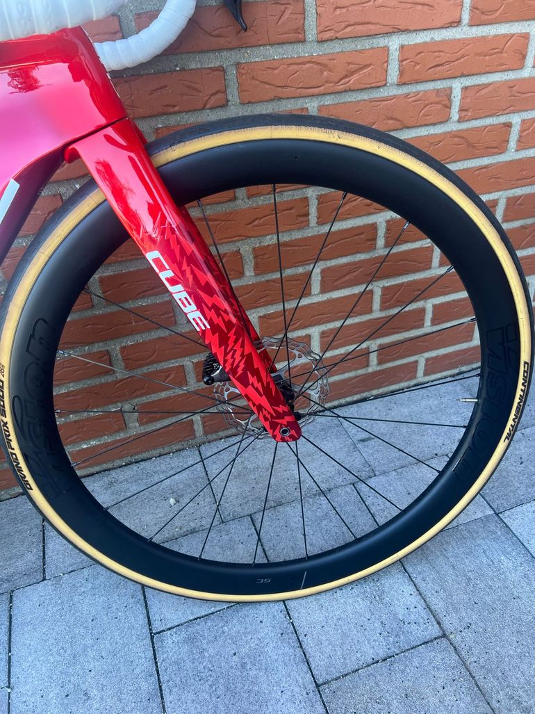 Used CUBE Litening Shimano Ultegra Di2 2025 Road & Gravel, Rojo — image 3 of 4
